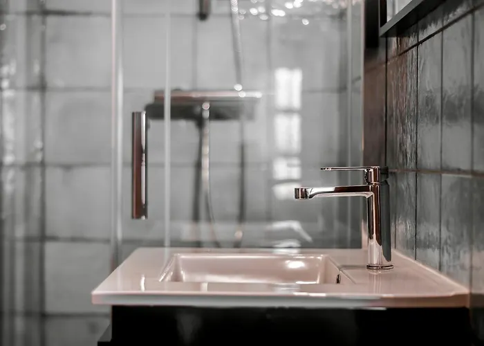 La Source Nyaraló *